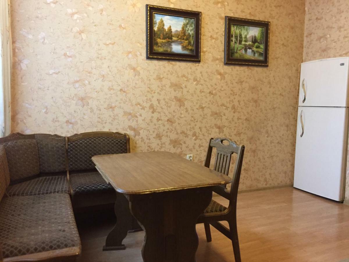 Затишна Квартира В Центрі Міста Ternopil Luaran gambar